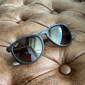 Authentic Ray Ban 🕶️ Sunglasses